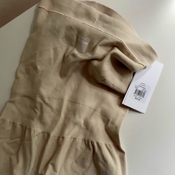 BLANQI MATERNITY BELLY SUPPORT - Picture 1 of 3